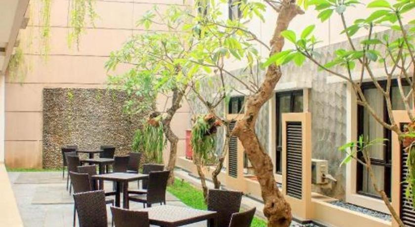 Grand Malioboro Yogyakarta Otel Dış mekan fotoğraf