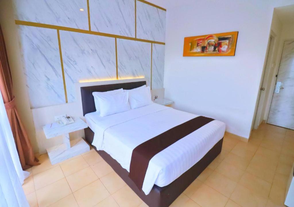 Grand Malioboro Yogyakarta Otel Dış mekan fotoğraf