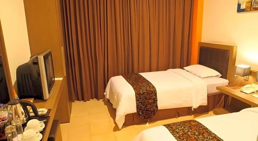 Grand Malioboro Yogyakarta Otel Dış mekan fotoğraf