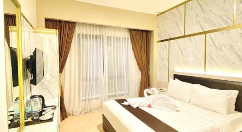 Grand Malioboro Yogyakarta Otel Dış mekan fotoğraf